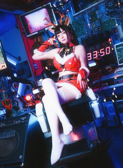欧美男t恤街拍_手机免费观看
