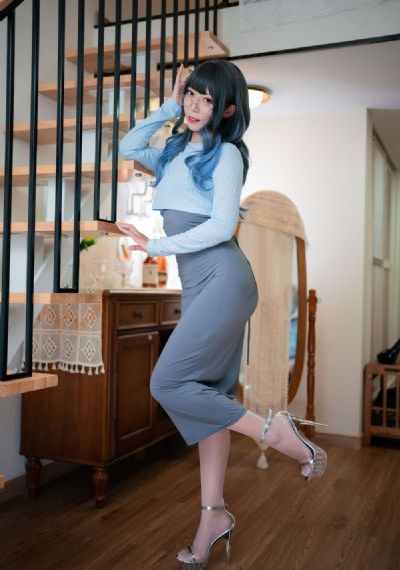 美女欧美魔性舞蹈_90分钟完整视频视频大全