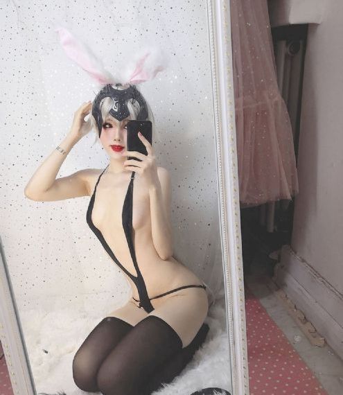 美女被操_HD免费观看