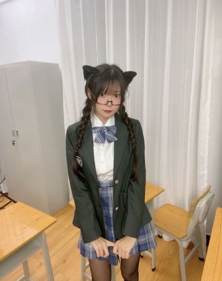 欧美塑身衣品牌_HD在线视频观看