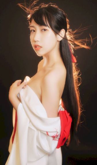 伊人久久大香线蕉无码不卡_日本电影在线
