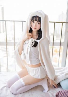 欧美最美美女图片_超清高清在线