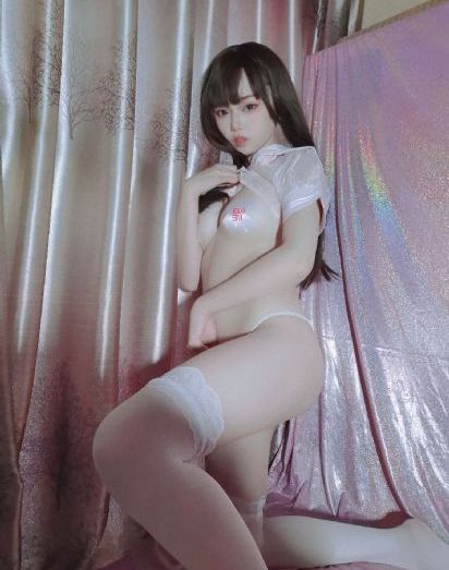 欧美t台高跟鞋_BD在线播放