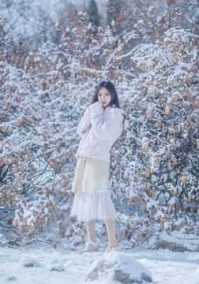 日韩美眉写真_720BD在线观看